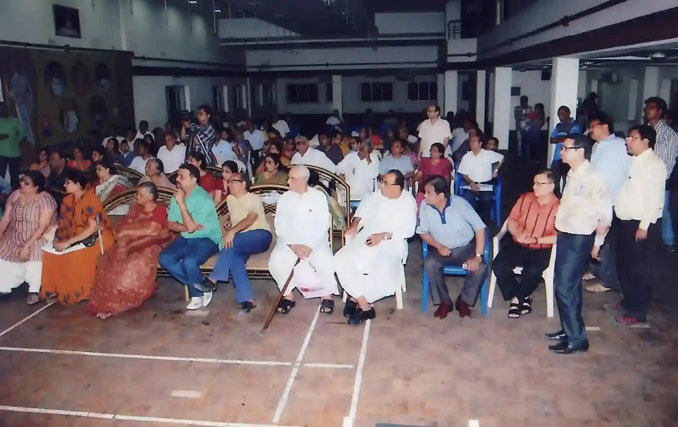 Knee treatment camp 2002 photo 9